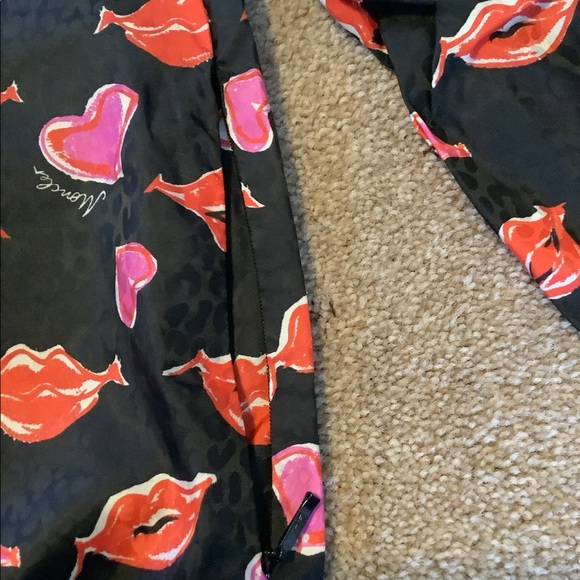 Moncler Lips and Hearts Jacket Black Pink Red Size 2 - Picture 3 of 7